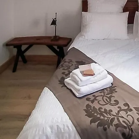 La Houache D'hotes Bed & Breakfast Le Pellerin