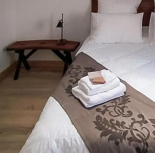 La Houache D'hotes Bed & Breakfast Le Pellerin